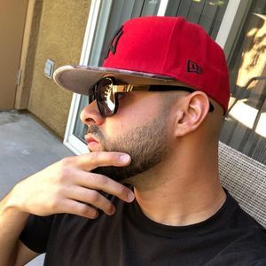 Meet your Posher, Joshua